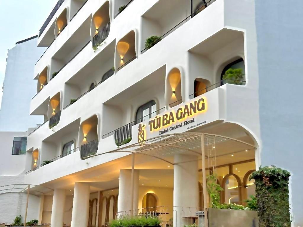 Tui Ba Gang Central Hotel Da Lat Esterno foto